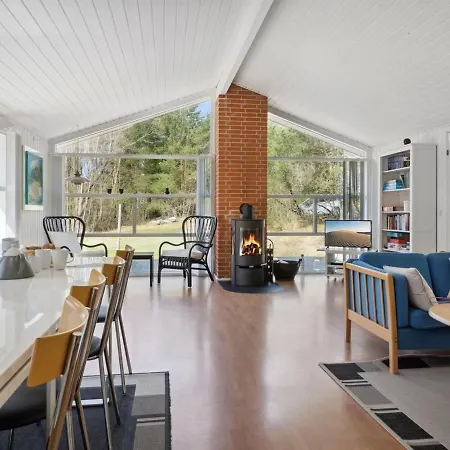 Holiday home Nicklas - 2km From The Sea In Ne Jutland By Interhome *