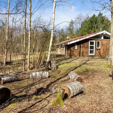 Nicklas - 2km From The Sea In Ne Jutland By Interhome * Laeso